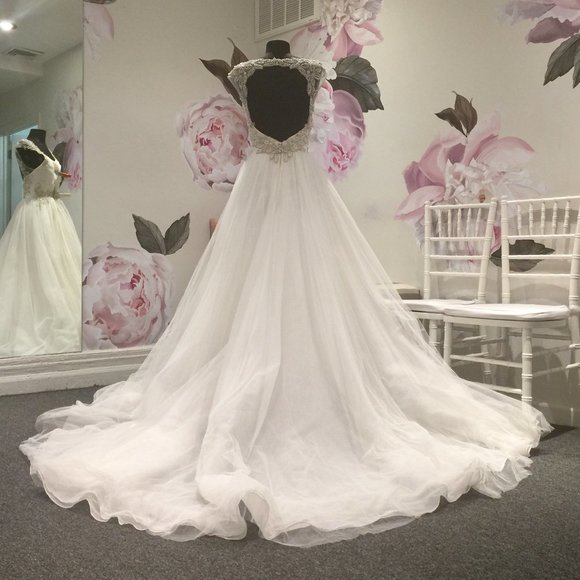 BLUE BRIDE WEDDING GOWN! - Picture 6 of 8